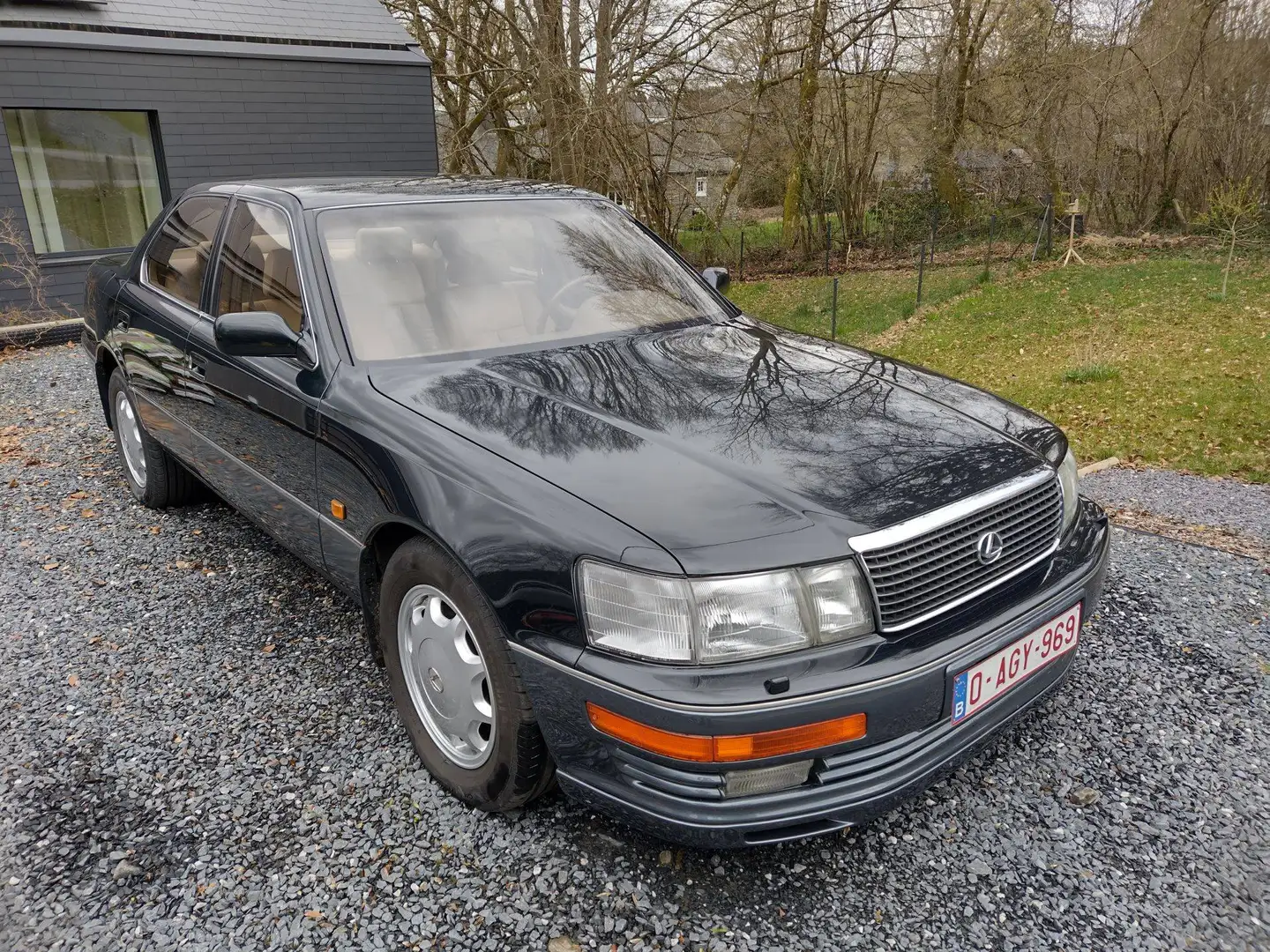 Lexus LS 400 4.0i V8 (X 08) Grün - 1