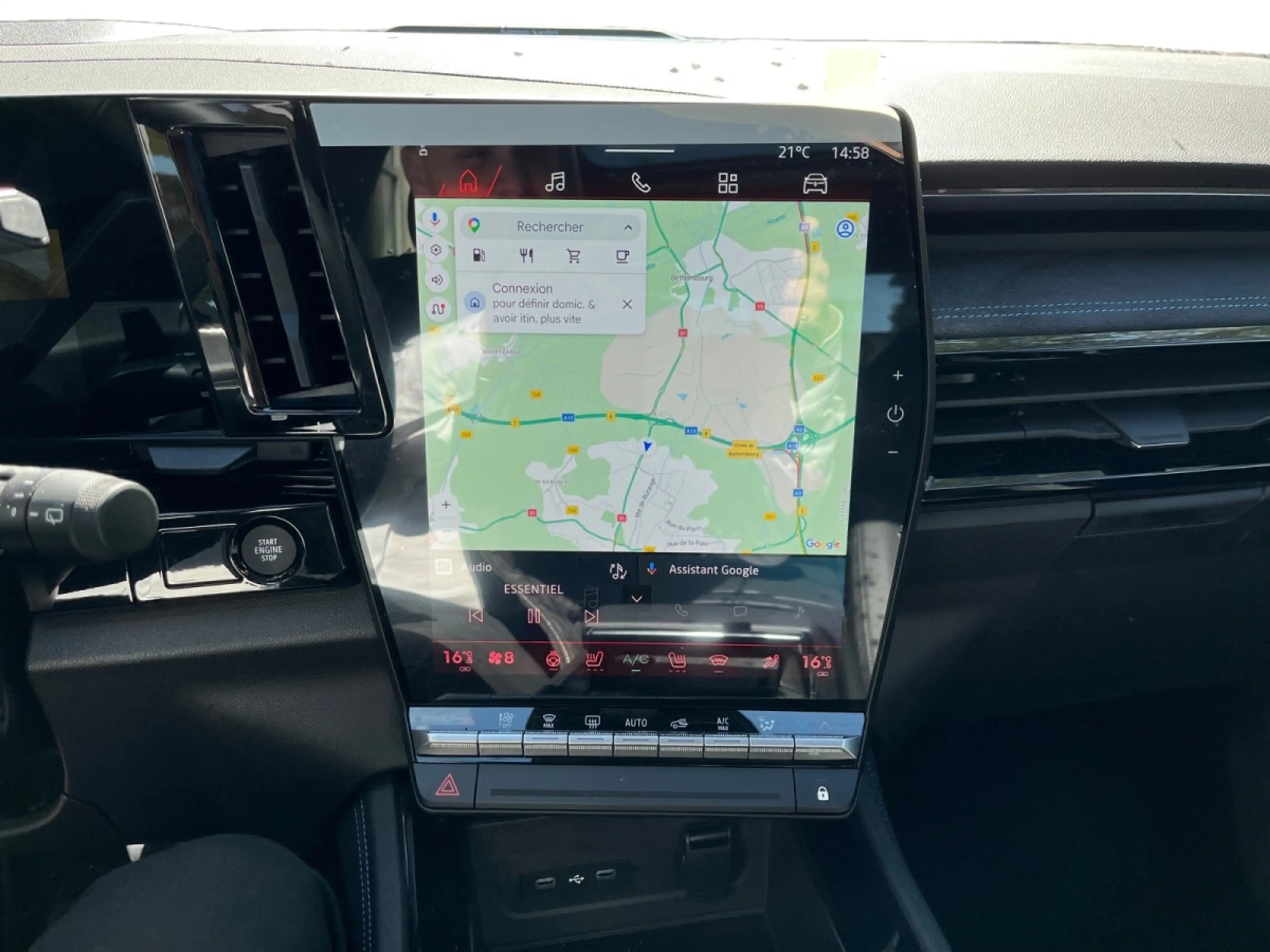 Renault Austral 1.2 E-Tech Esprit Alpine full hybrid — photo 8