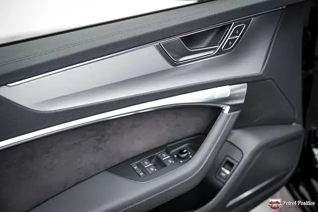 Audi RS6 Avant 4,0 TFSI quattro S-tronic LUFTFAHRWERK*UNFA Ansicht 36