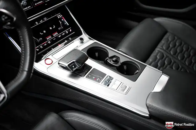 Audi RS6 Avant 4,0 TFSI quattro S-tronic LUFTFAHRWERK*UNFA Ansicht 38