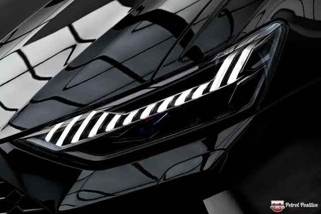 Audi RS6 Avant 4,0 TFSI quattro S-tronic LUFTFAHRWERK*UNFA Ansicht 5