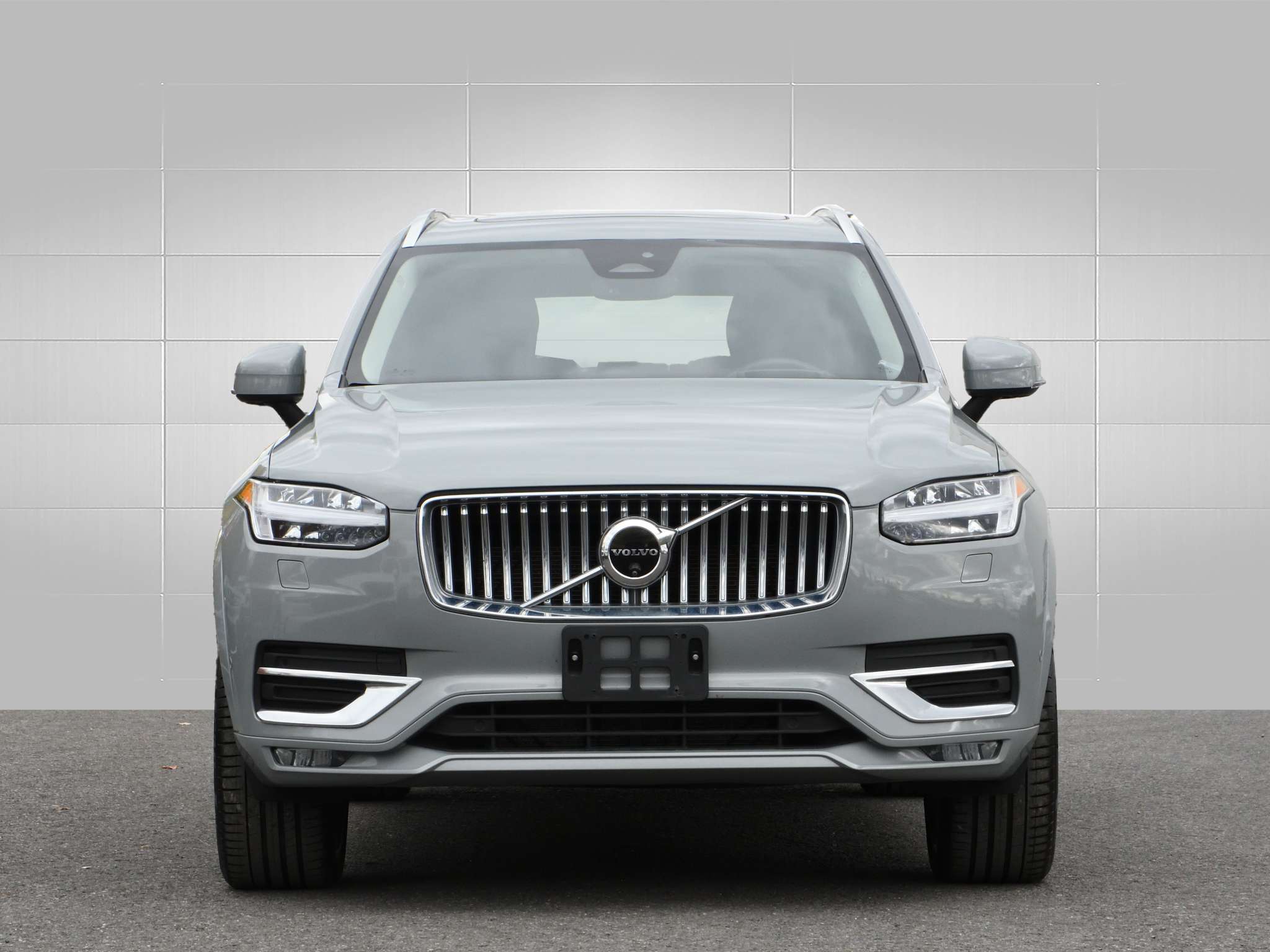 2024 Volvo XC90 B6 AWD Ultimate Bright Theme 7-Seater alt 5