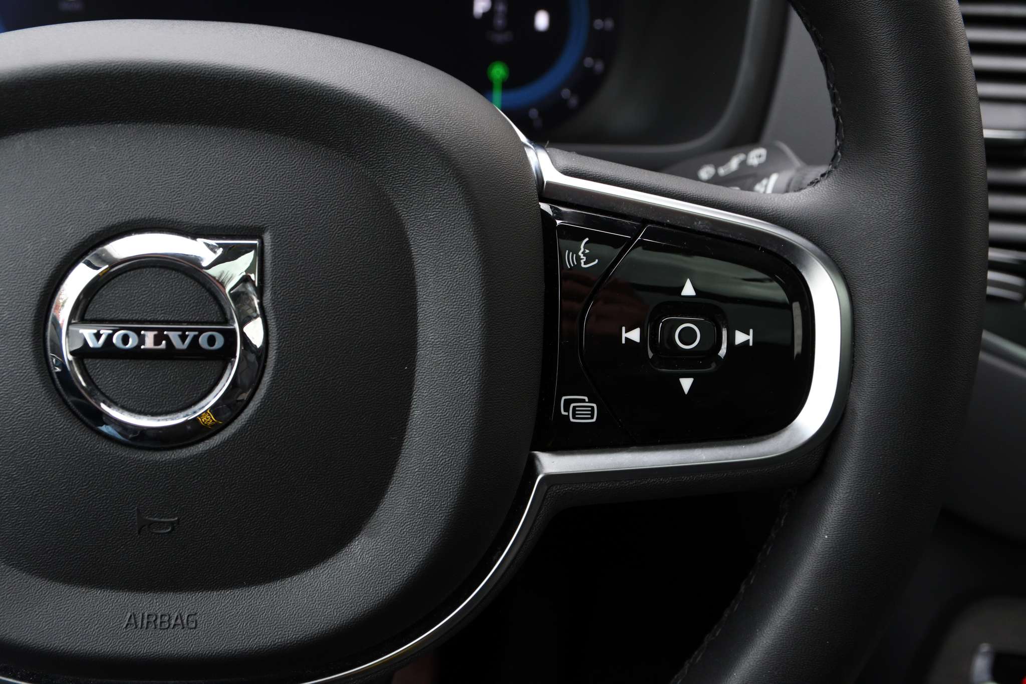 2024 Volvo XC90 B6 AWD Ultimate Bright Theme 7-Seater thumb 17