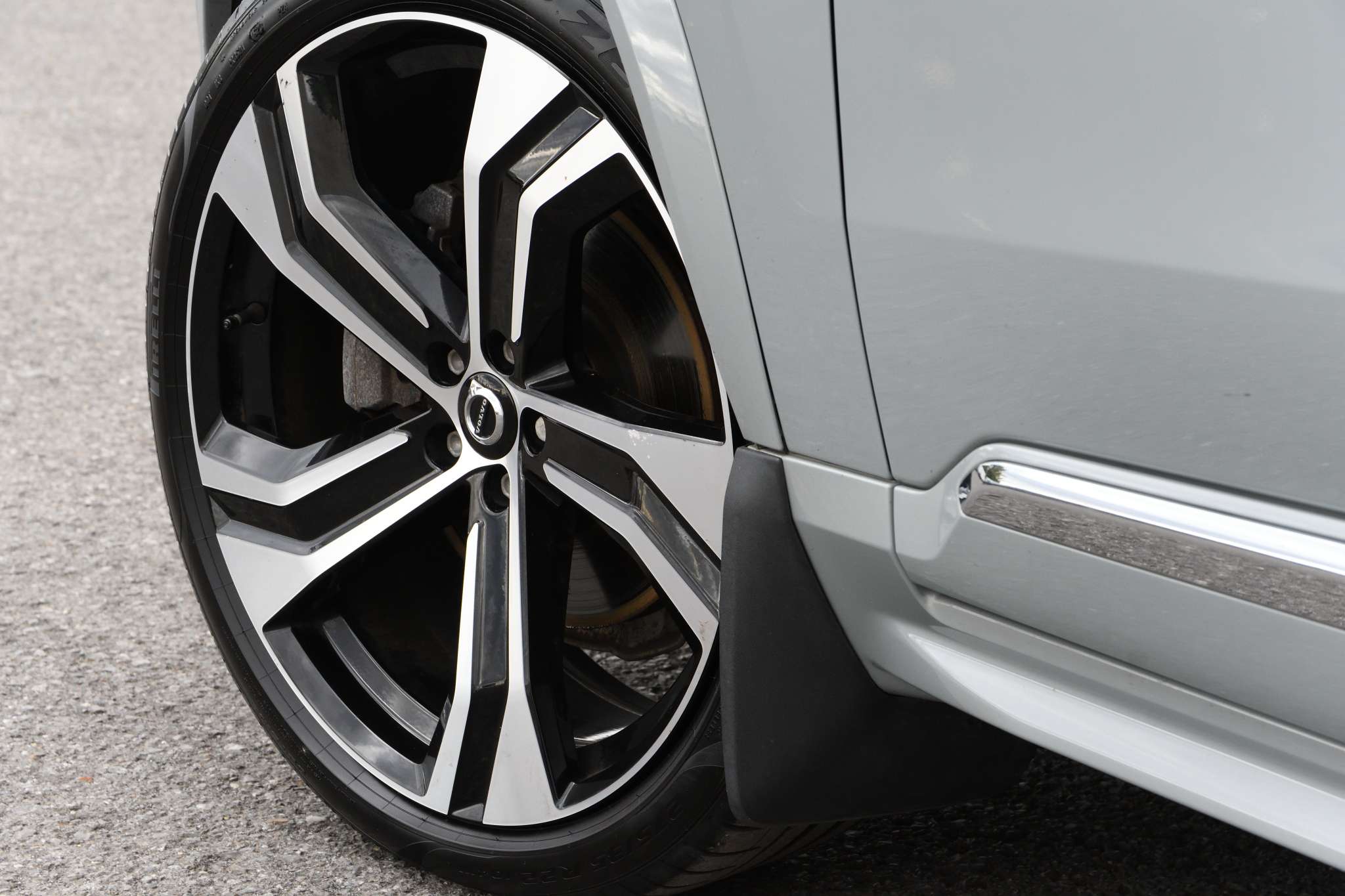 2024 Volvo XC90 B6 AWD Ultimate Bright Theme 7-Seater thumb 10