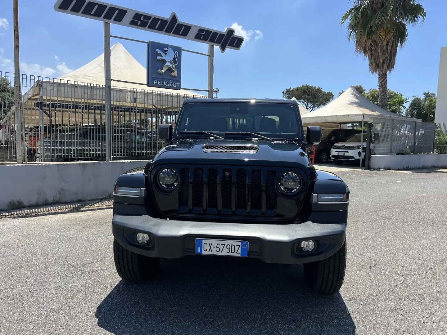 Jeep Gladiator 3.0 V6 4wd OVERLAND   KM ZERO Nero - 2