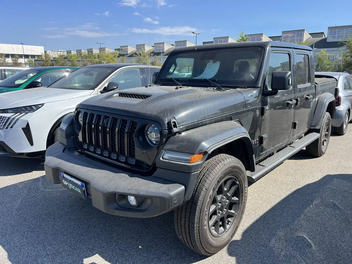 Jeep Gladiator 3.0 V6 4wd auto  KM ZERO Zwart - 1