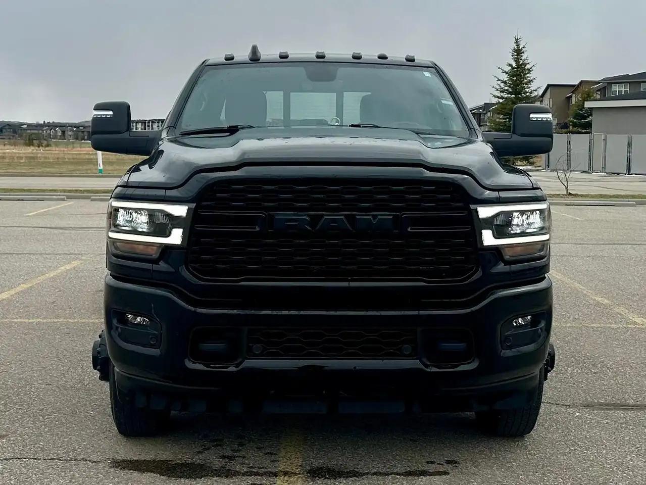 RAM 3500 снимка RAM 3500