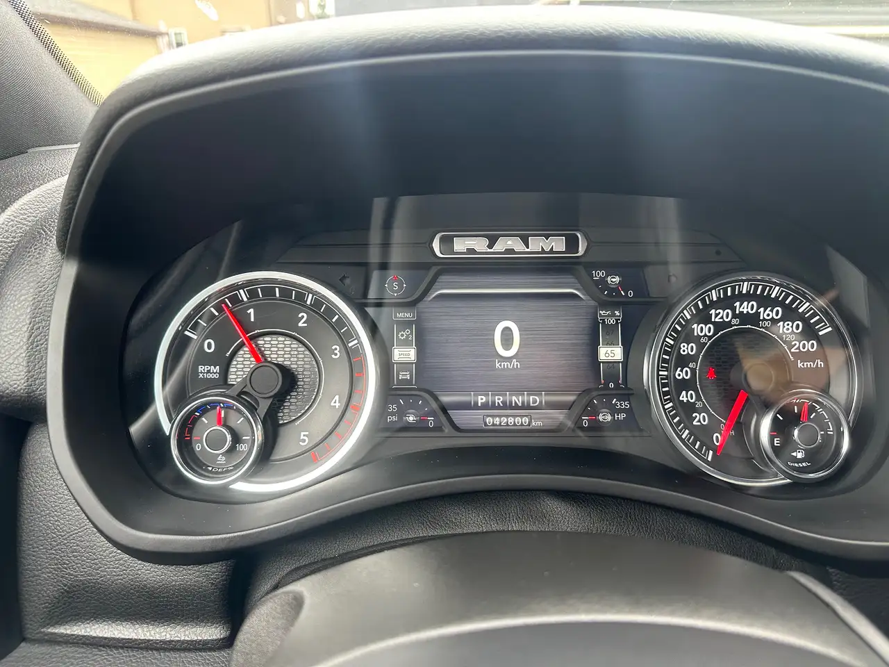 RAM 3500 снимка RAM 3500