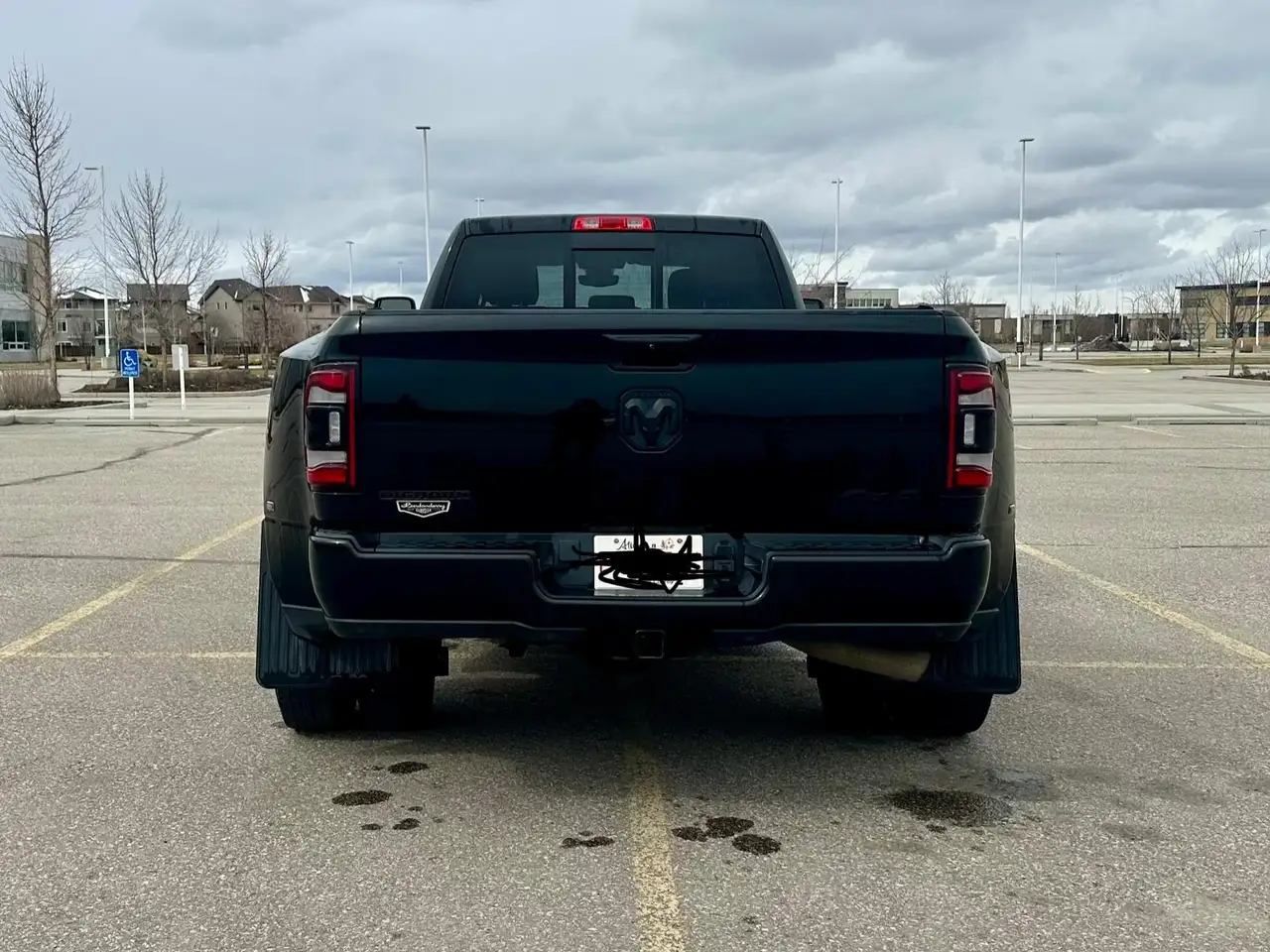 RAM 3500 снимка RAM 3500