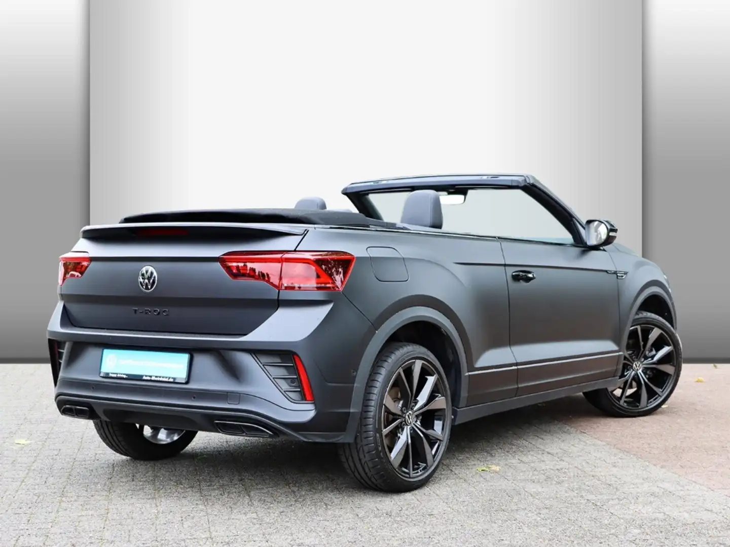 Volkswagen T-Roc Cabriolet R-Line Edition Black 1.5 TSI OPF DSG LED Zwart - 2