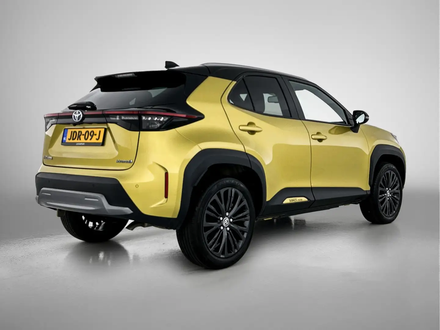 Toyota Yaris Cross 1.5 Hybrid Adventure Limited | Stoelverwarming | P Goud - 2