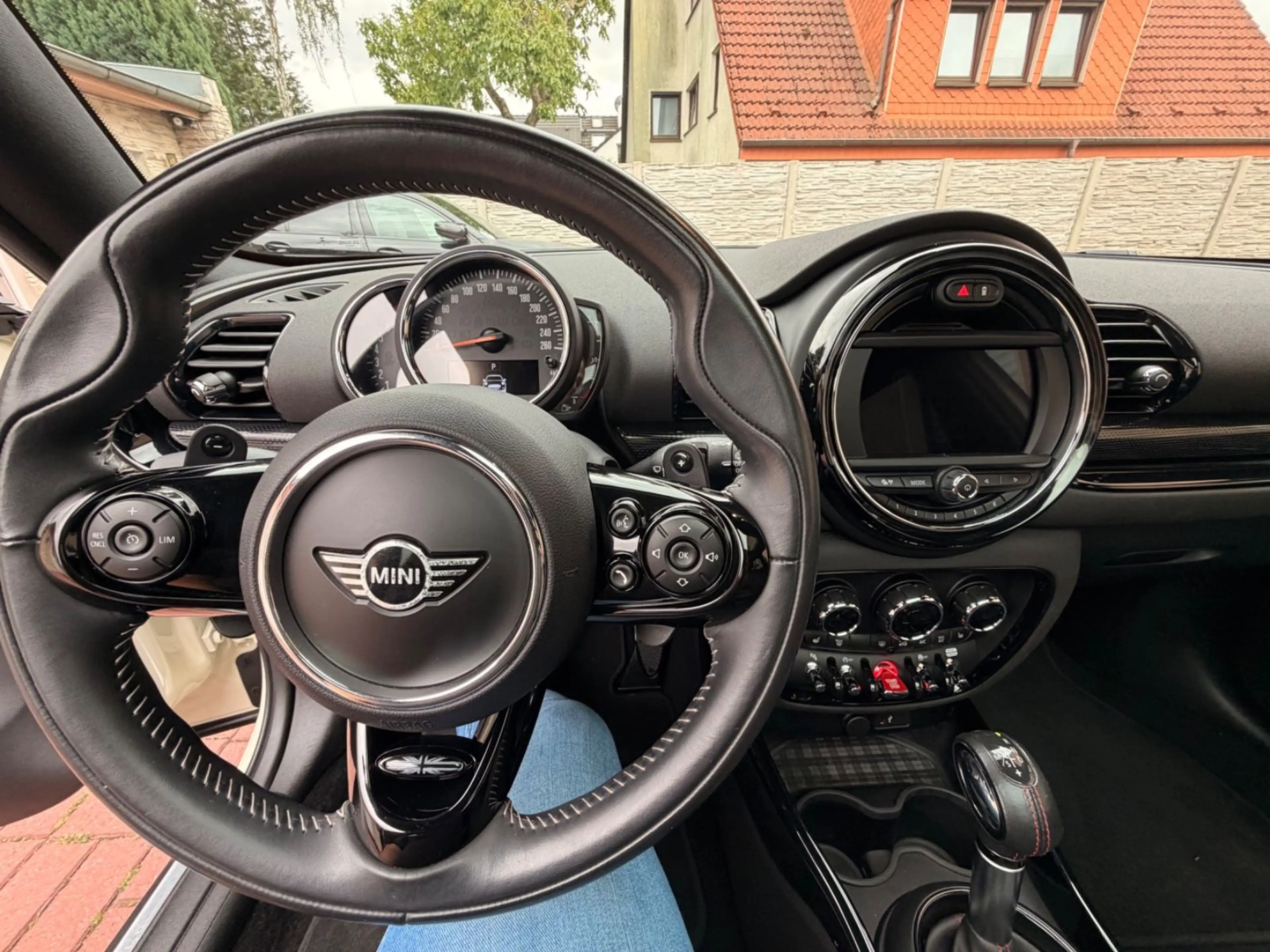 MINI Cooper S Clubman ERST 56TKM+AUT+PANO+LEDER+NAVI+ — photo 9