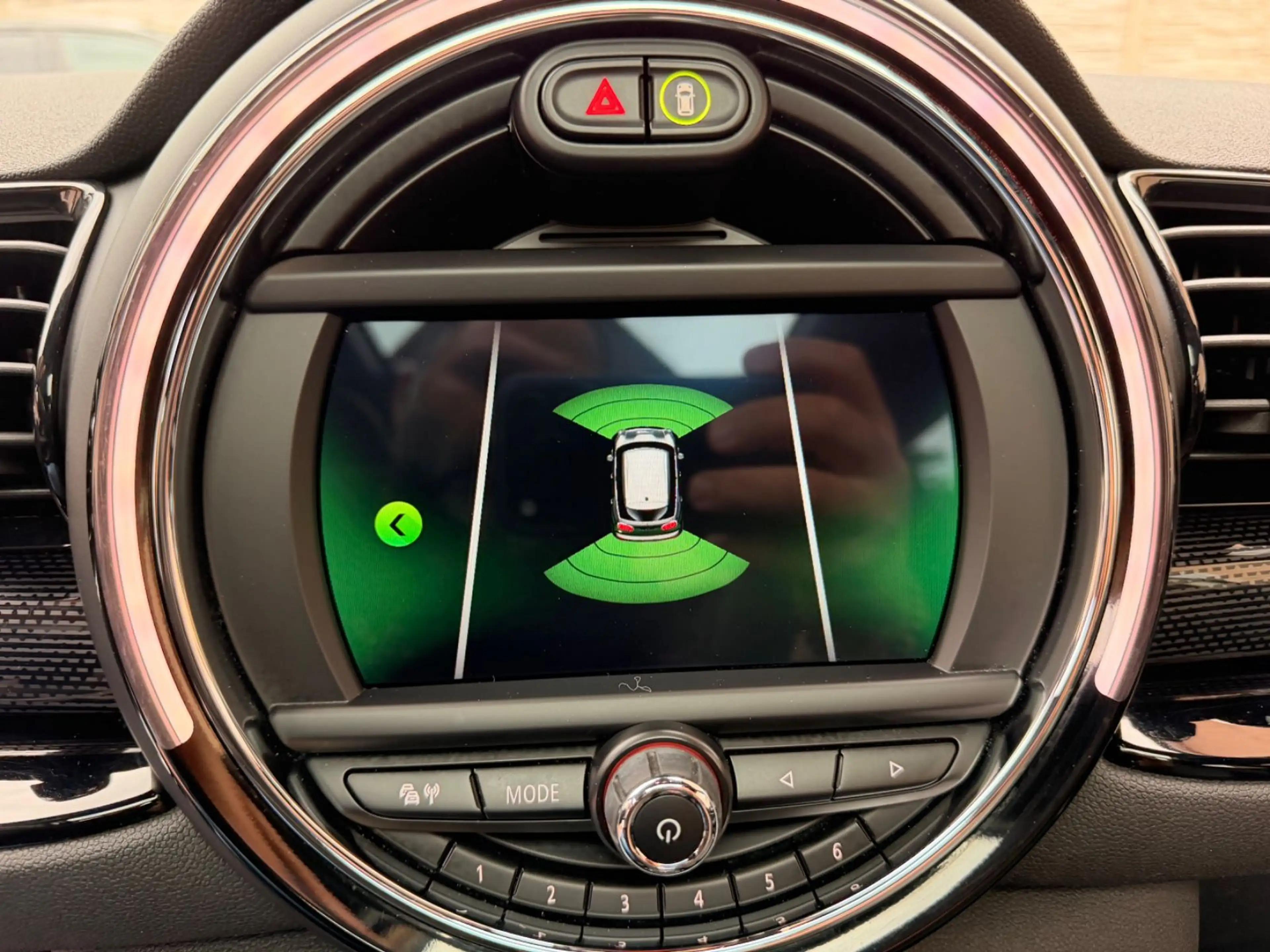 MINI Cooper S Clubman ERST 56TKM+AUT+PANO+LEDER+NAVI+ — photo 11