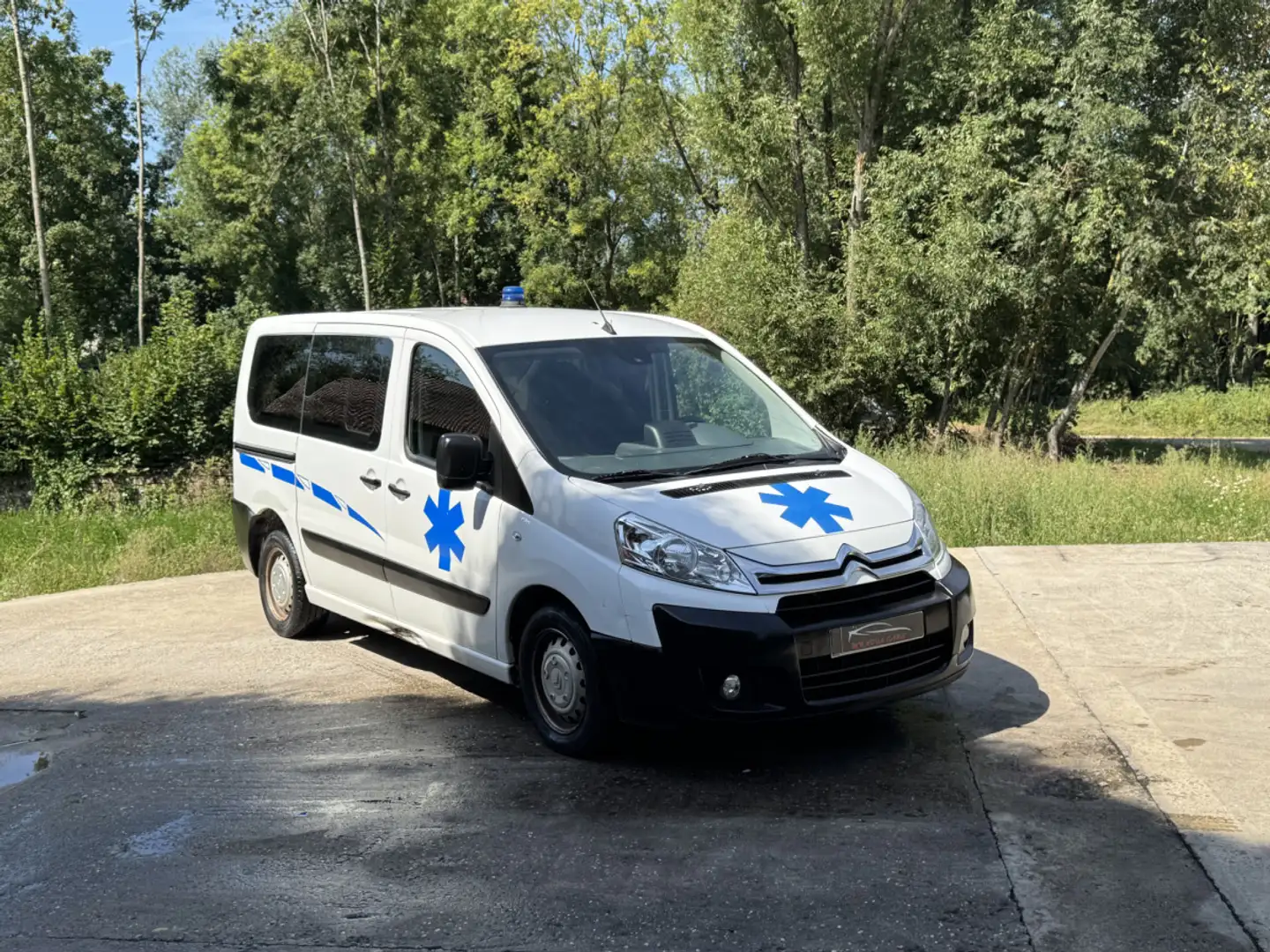 Citroen Jumpy 2.0HDI 130CV AMBULANCE Blanc - 1