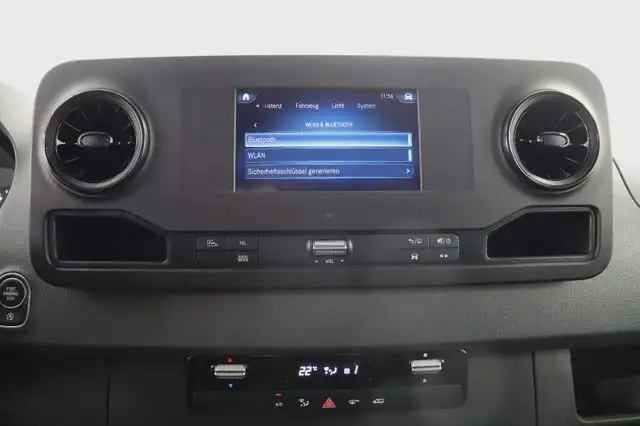 Mercedes-Benz Sprinter view 10