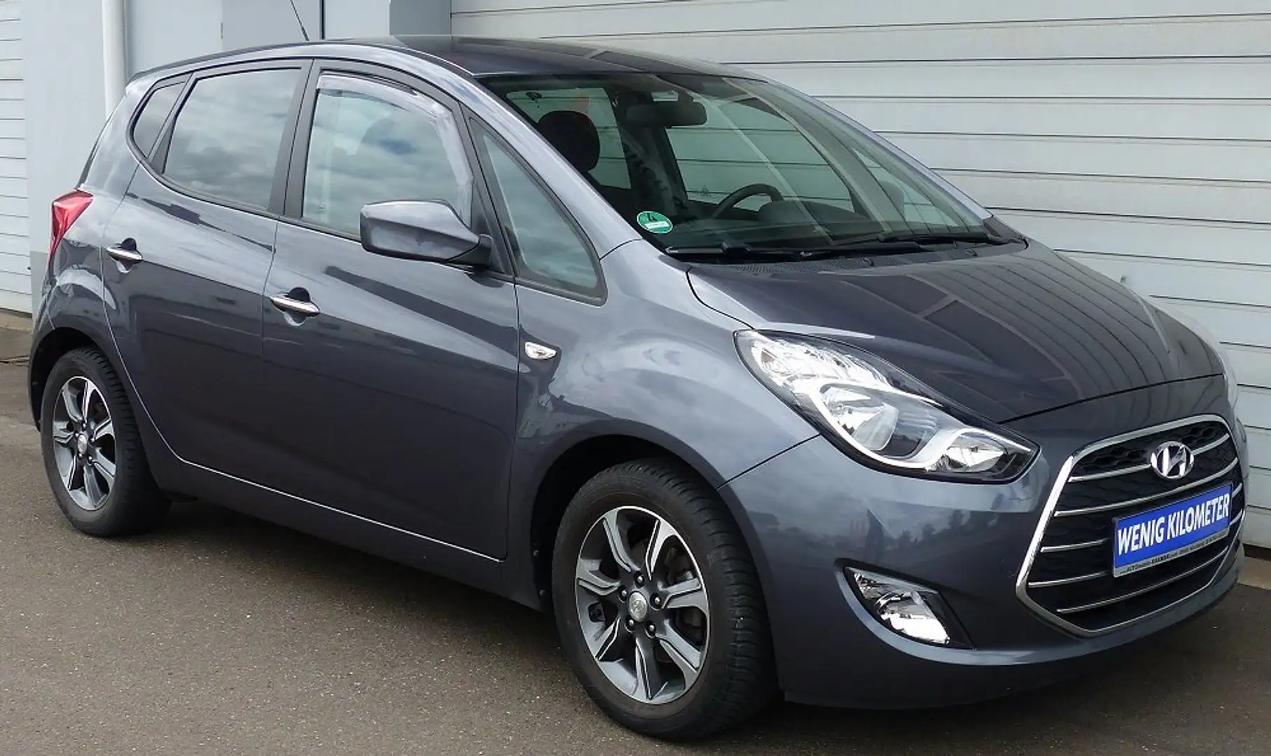Hyundai iX20 blue Space TOP gepflegt wenig KM Gris - 1