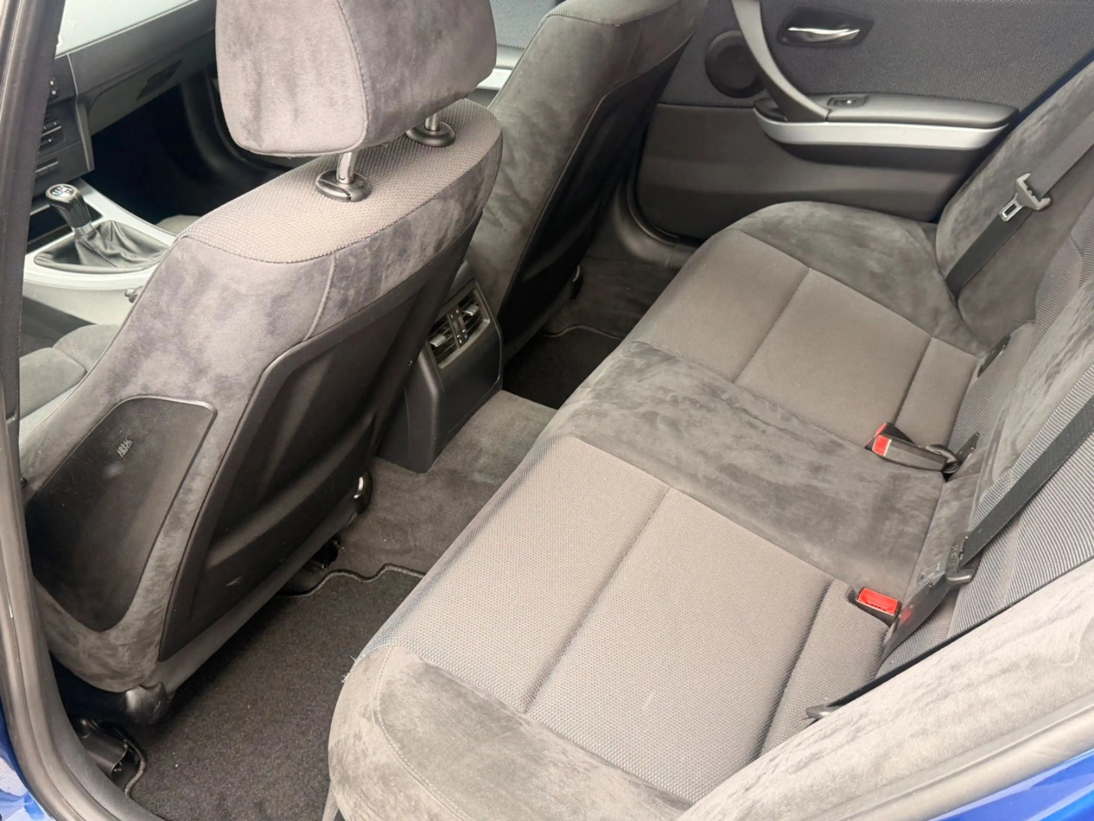 BMW 325 d Touring E91 Schalter-M-Paket — photo 15