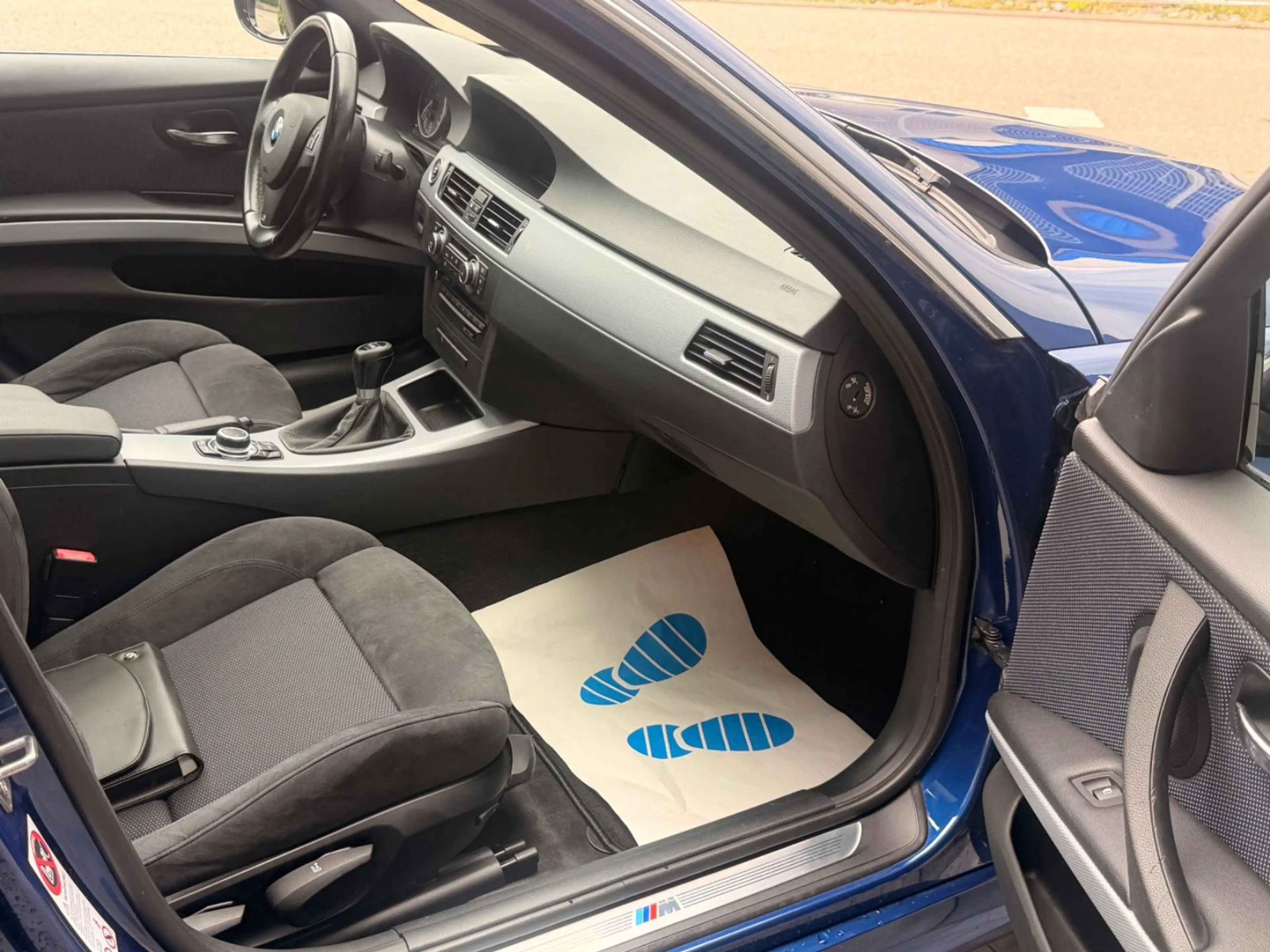BMW 325 d Touring E91 Schalter-M-Paket — photo 9