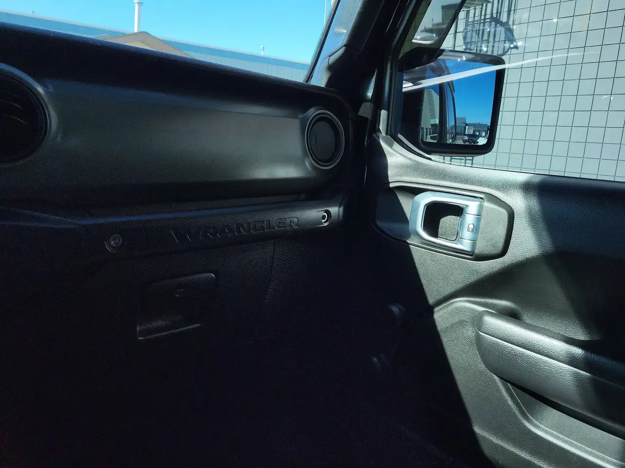 Jeep Wrangler снимка Jeep Wrangler