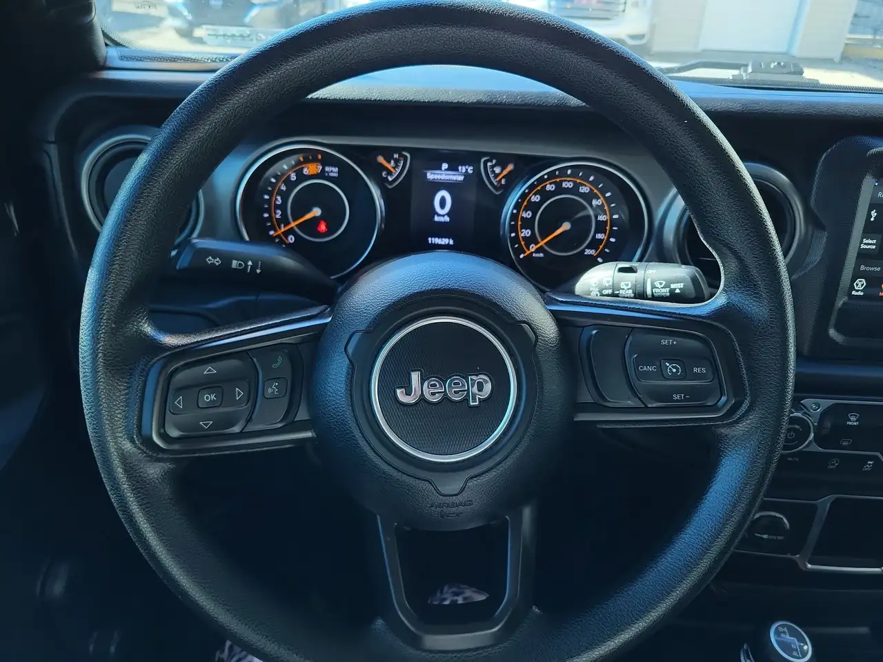 Jeep Wrangler снимка Jeep Wrangler