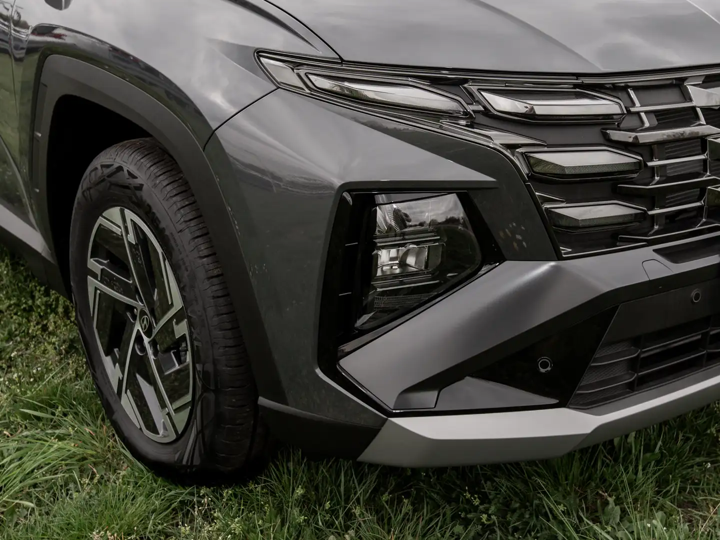 Hyundai TUCSON AHK*KAMERA+SHZ+DAB+CARPLAY+LENK.HZG+NAVI Gris - 2
