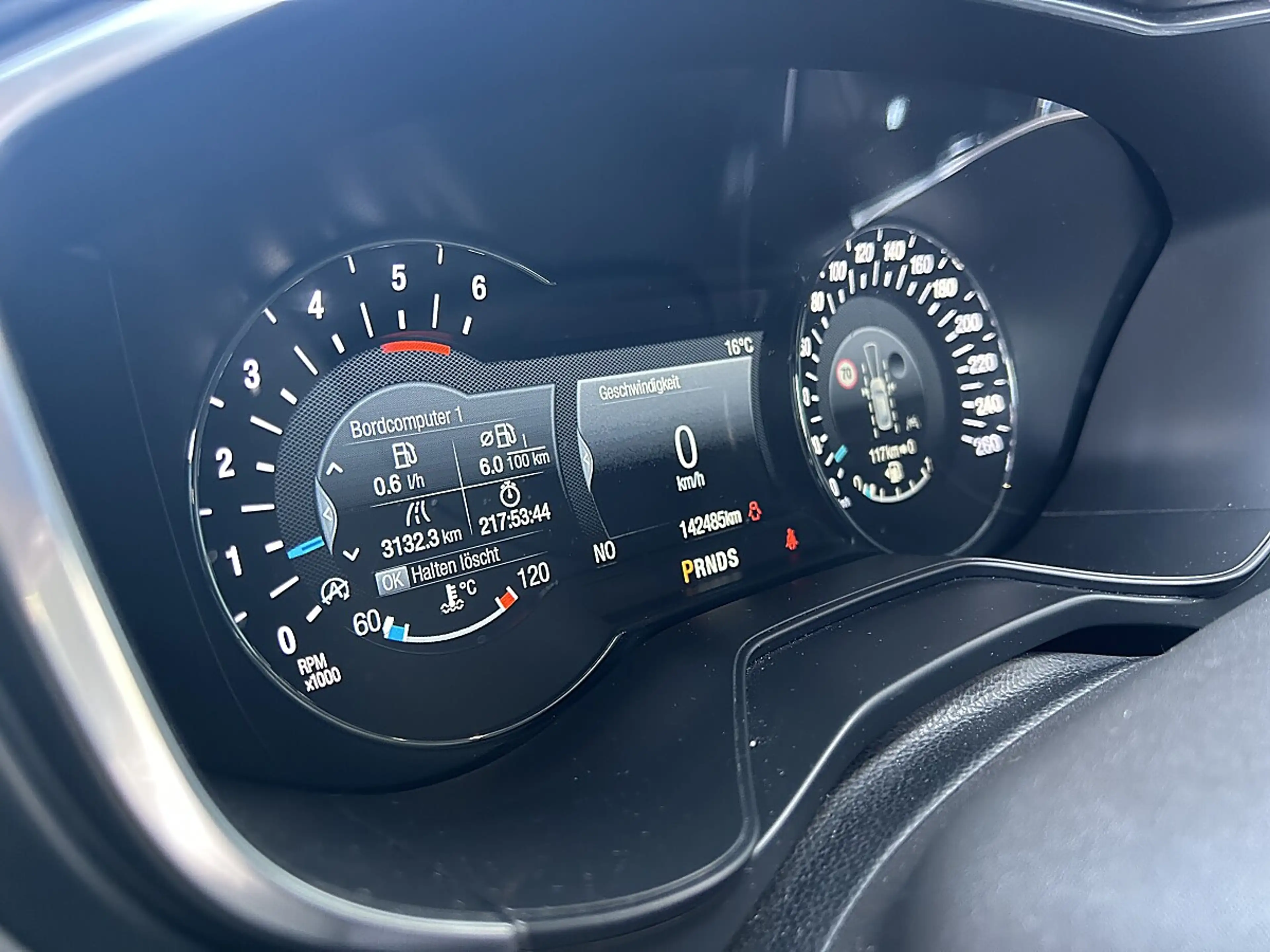 Ford Mondeo Traveller Titanium 2,0 EcoBlue SCR Aut. / TEMPO... — photo 11
