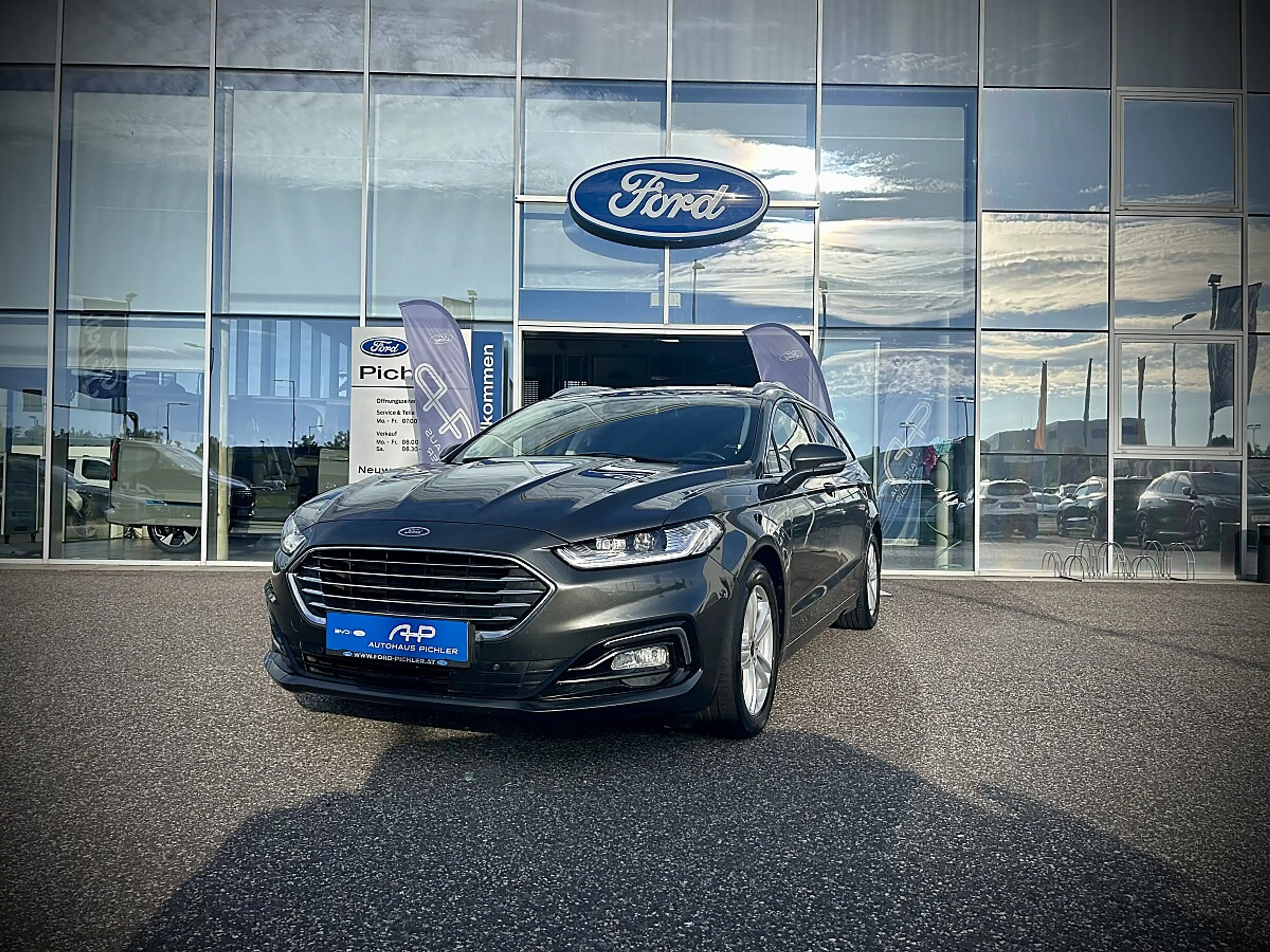 Ford Mondeo Traveller Titanium 2,0 EcoBlue SCR Aut. / TEMPO...