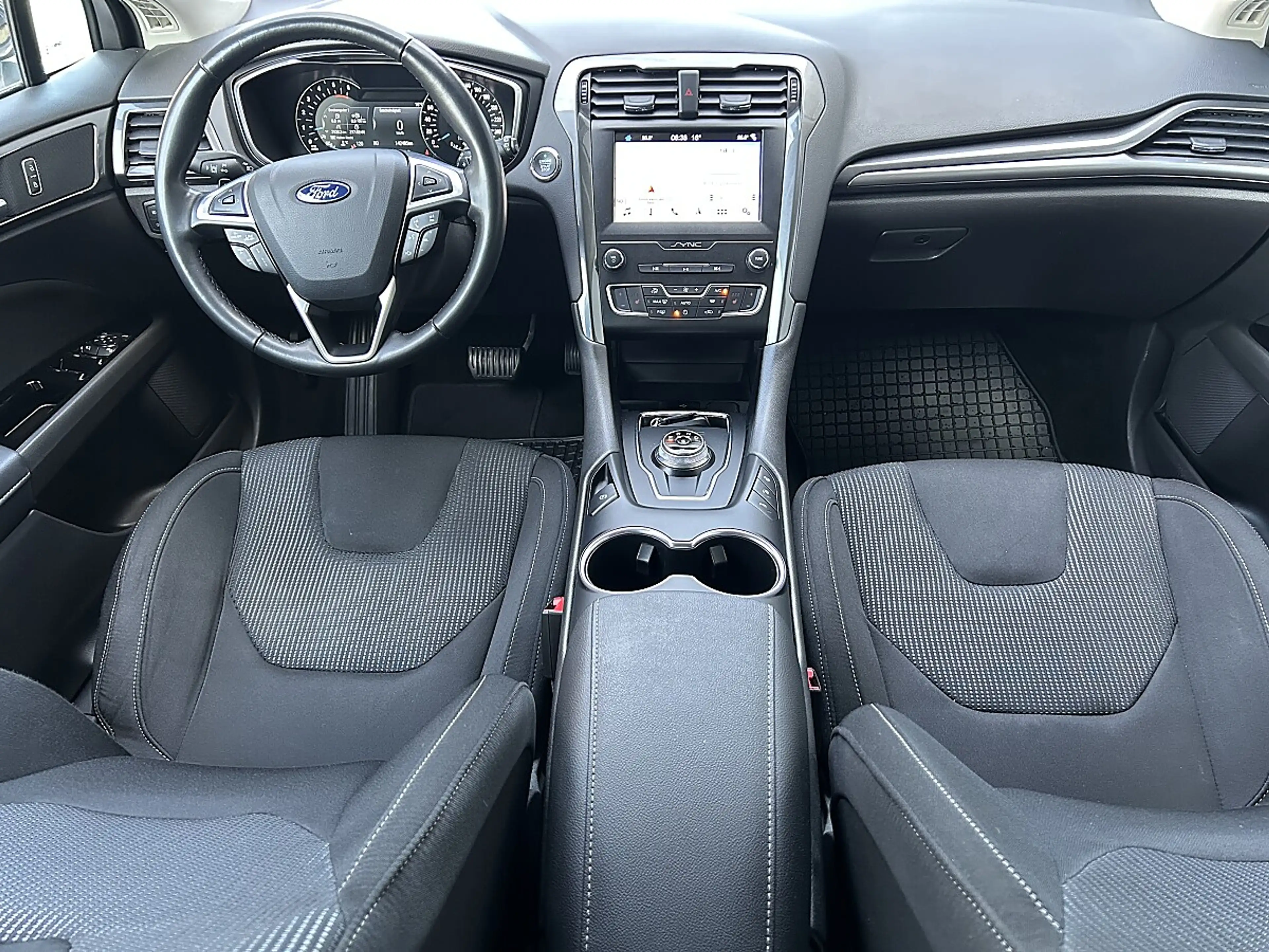 Ford Mondeo Traveller Titanium 2,0 EcoBlue SCR Aut. / TEMPO... — photo 8