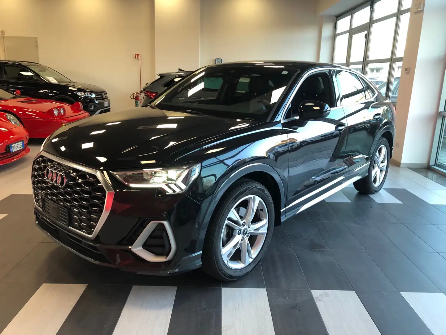 Audi Q3 Sportback 35 2.0 tdi S line edition s-tronic Nero - 1
