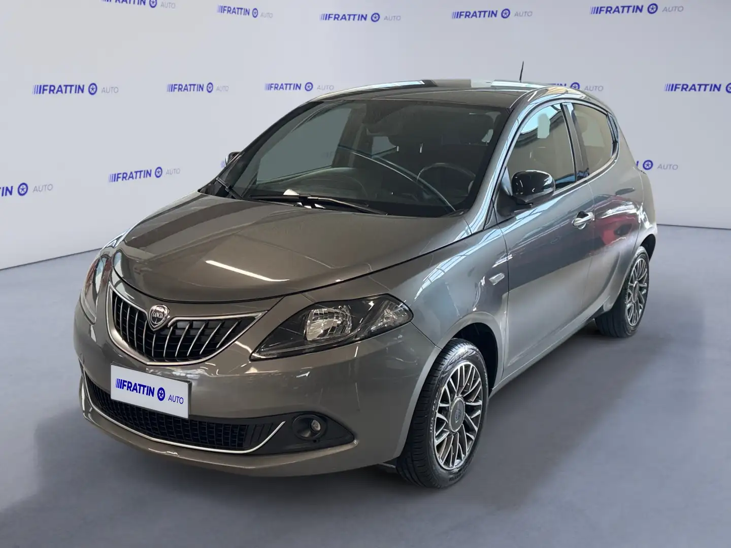Lancia Ypsilon 1.0 FireFly 5 porte S&S Hybrid Gold Grigio - 1
