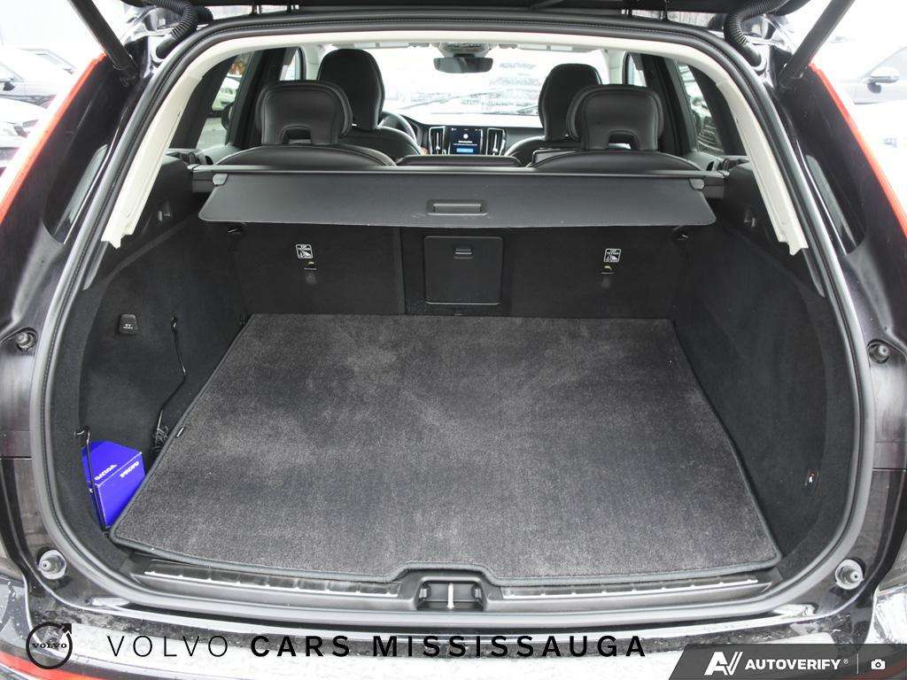2023 Volvo XC60 XC60 Recharge thumb 11