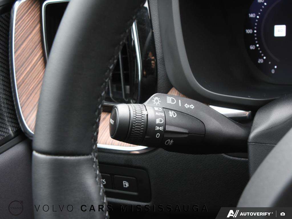 2023 Volvo XC60 XC60 Recharge thumb 16