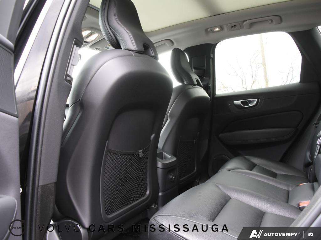 2023 Volvo XC60 XC60 Recharge thumb 24