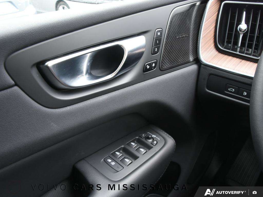 2023 Volvo XC60 XC60 Recharge thumb 17
