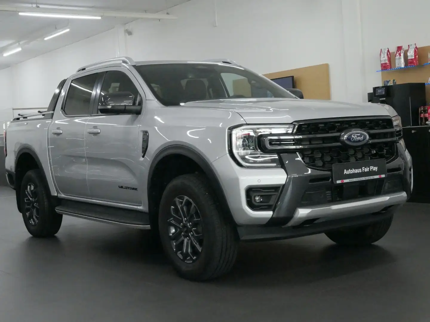 Ford Ranger Wildtrak e-4WD DoKa AHK 3,5t/LED/WIE NEU! Argent - 1