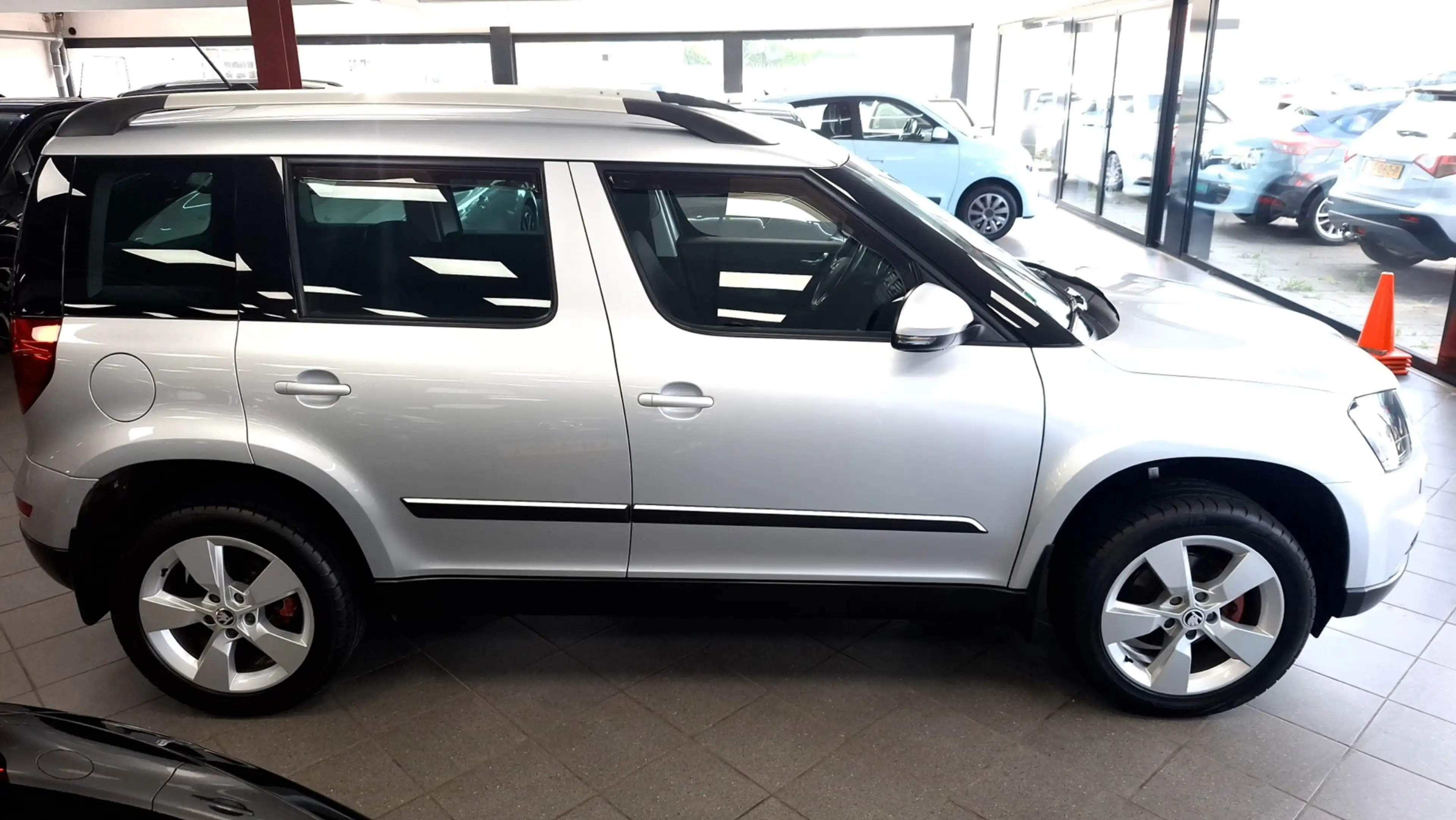 Skoda Yeti Outdoor 1.2 TSI Elegance — photo 5