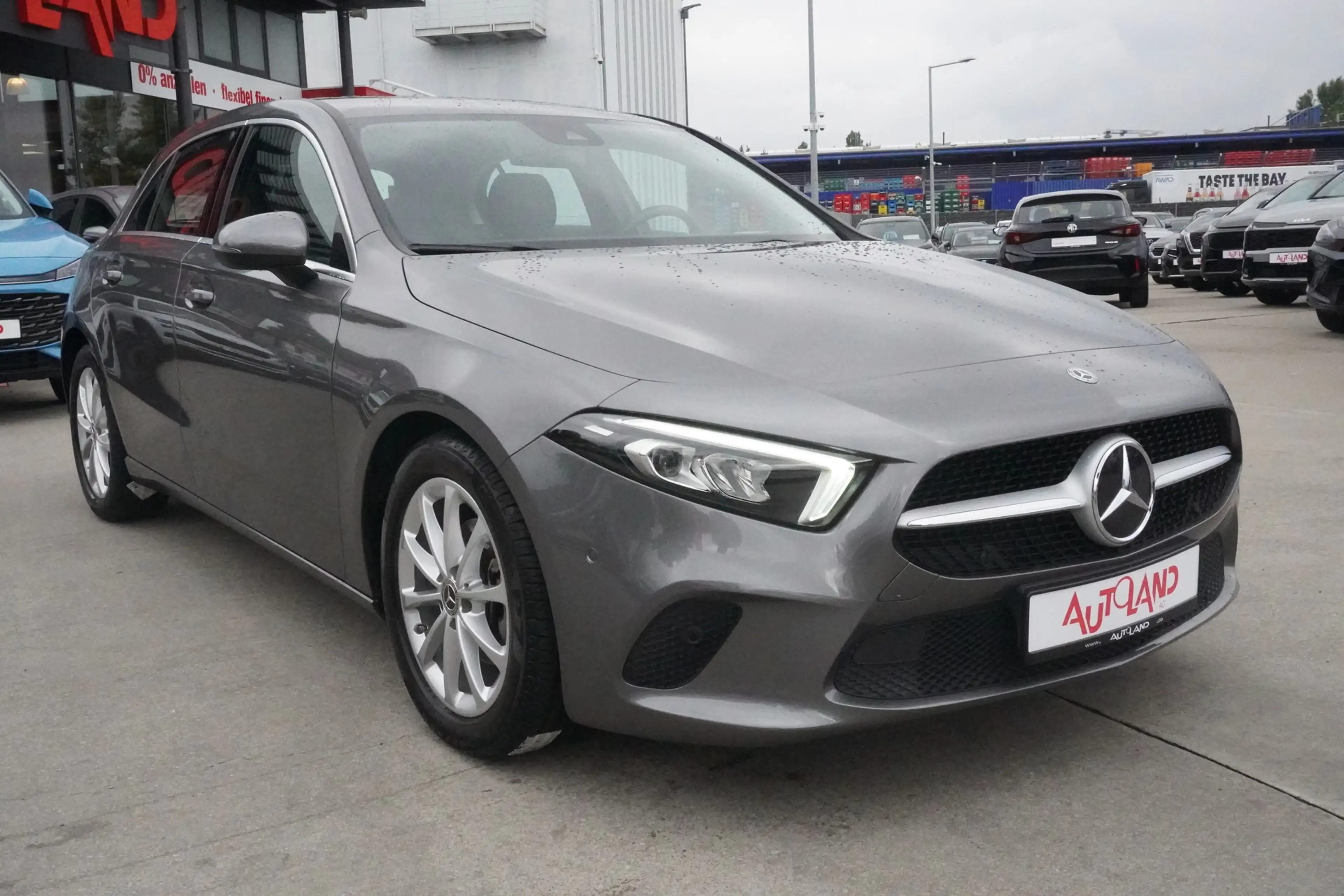 Mercedes-Benz A 180 A180 Progressive 7G-DCT LED Navi AHK Kamera PDC — photo 2