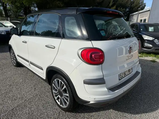 Fiat 500l view 3