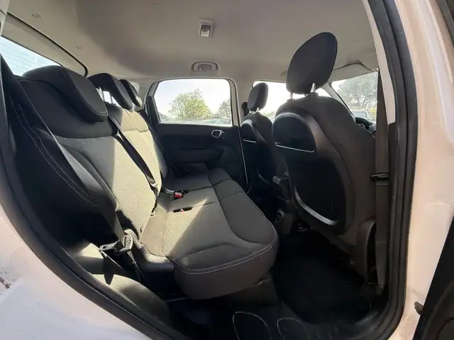 Fiat 500l view 12