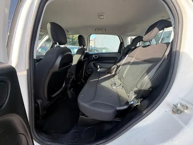 Fiat 500l view 10