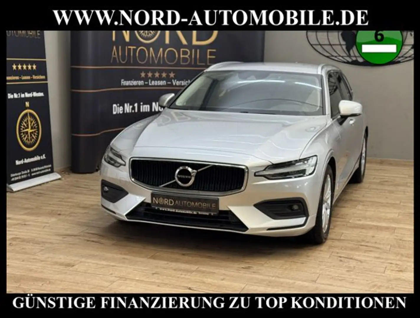 Volvo V60 Kombi D3 Momentum Pro *LED*Navi*Kamera*SHZ* Moment Silber - 1