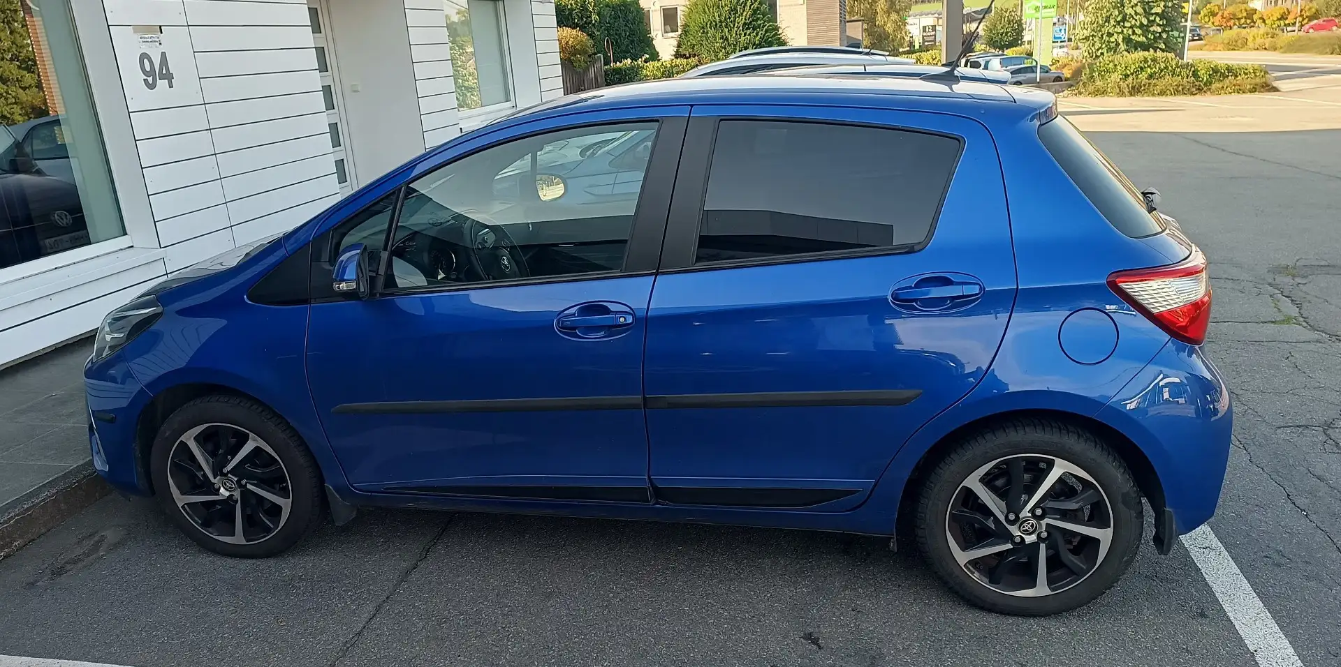 Toyota Yaris 1.5i Dual VVT-iE Lounge - 2