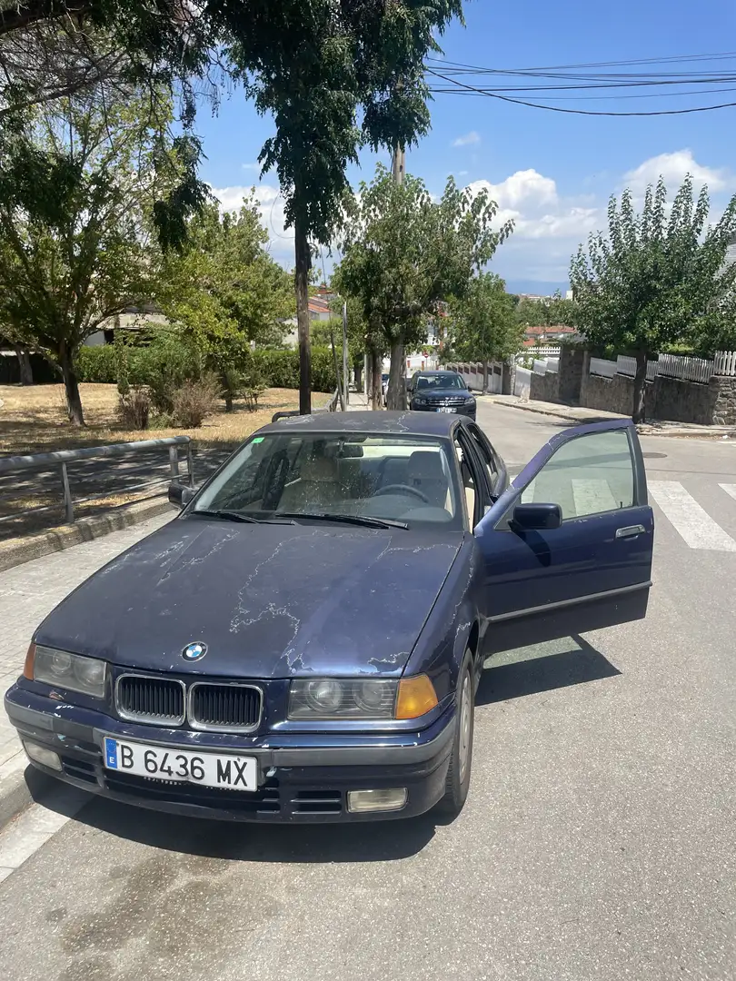 BMW 320 320i - 1