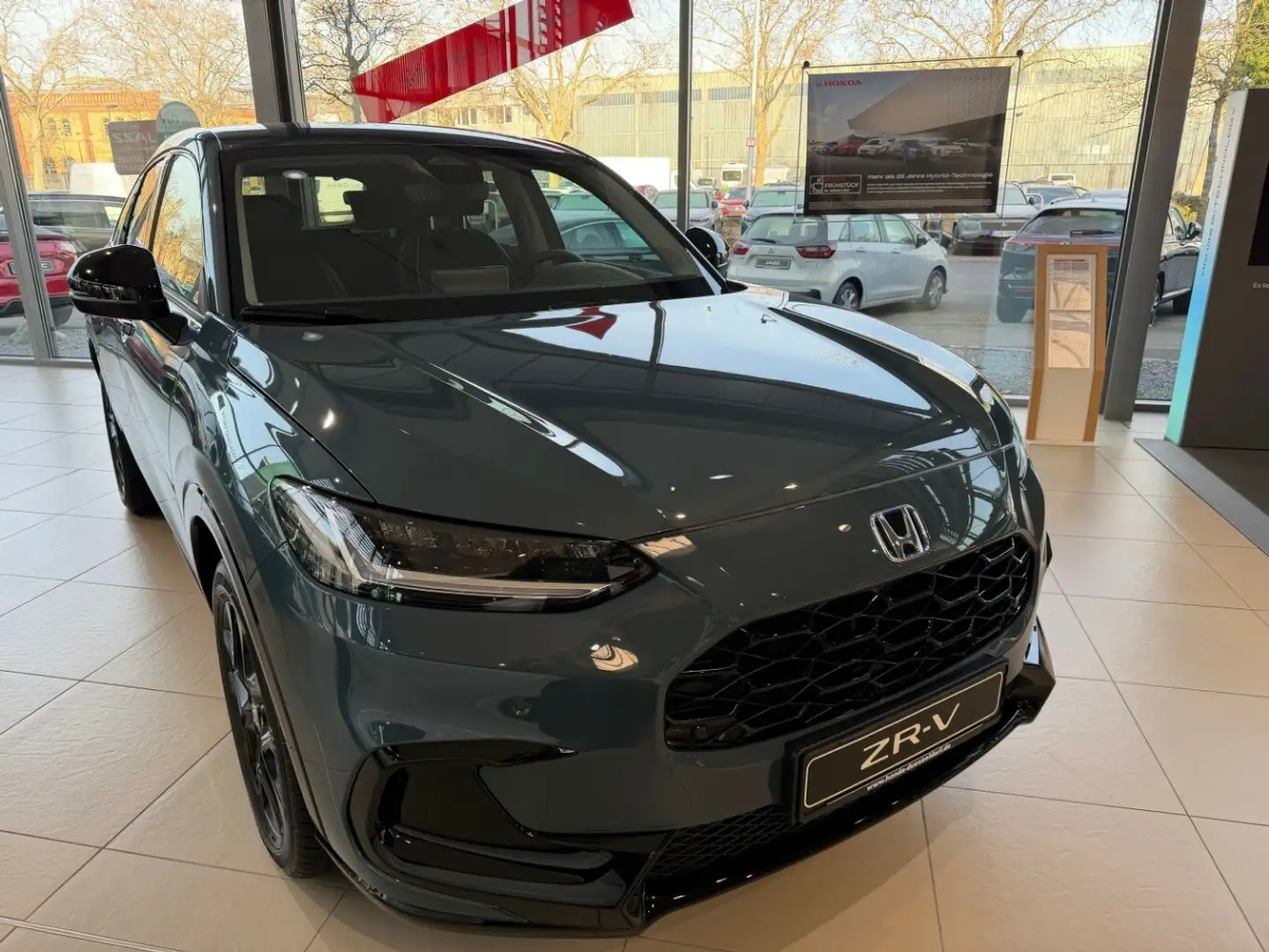 Honda ZR-V e:HEV Sport|Neue Farbe|MJ26 Grün - 1