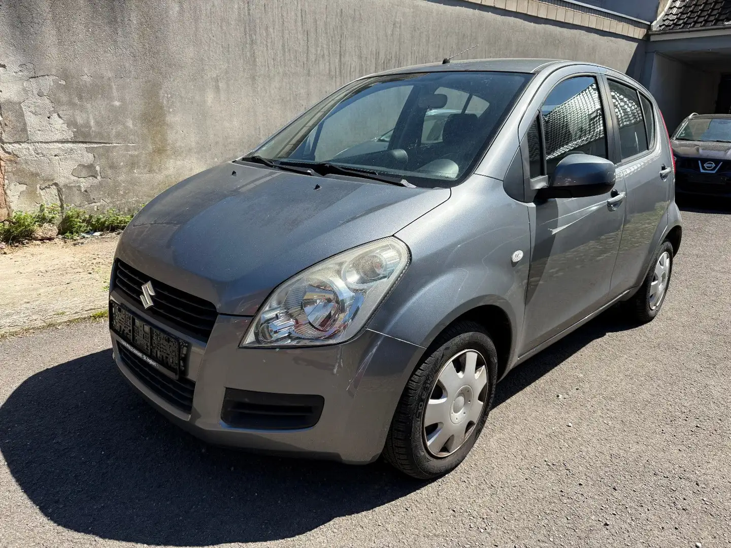 Suzuki Splash 1.2 Club *Klimaanlage/TÜV NEU* Grau - 1