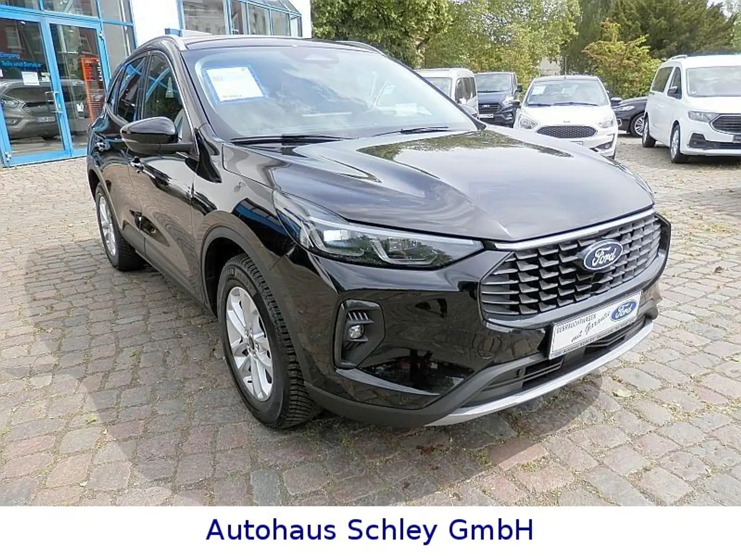 Ford Kuga 1.5 EcoBoost Titanium Automatik*Matrix*Wint Negro - 2