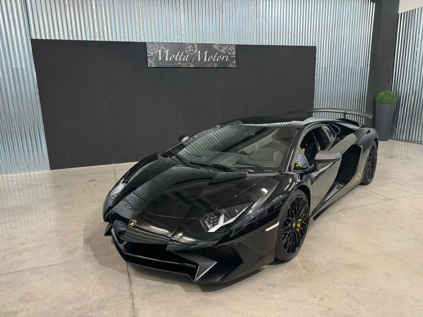 Lamborghini Aventador SV Coupe 6.5 LP 700-4 Negro - 2