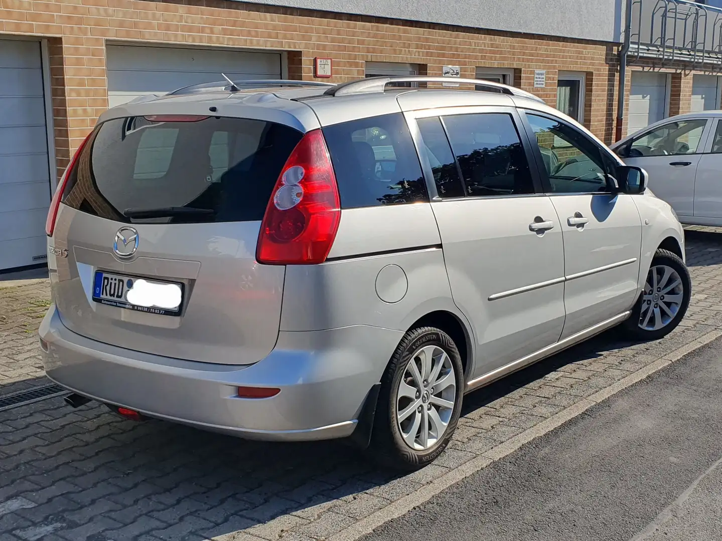 Mazda 5 5 1.8 Comfort Silber - 2