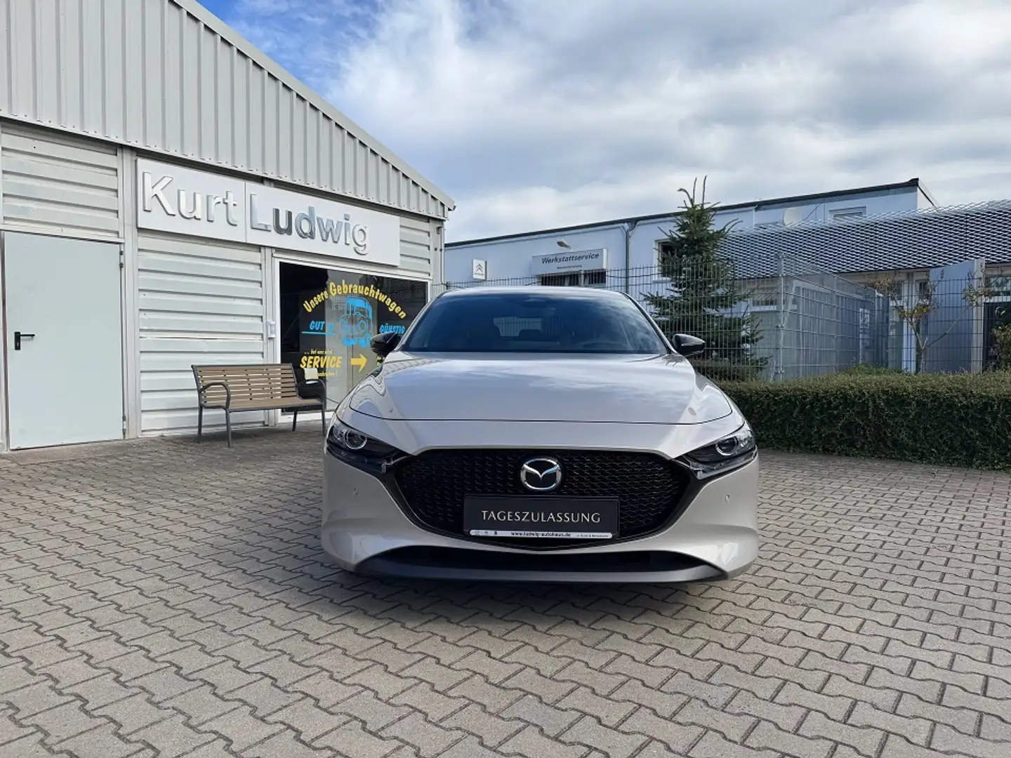 Mazda 3 5HB 2.5L e-SKYACTIV G 140ps 6AT FWD Nagisa Or - 2