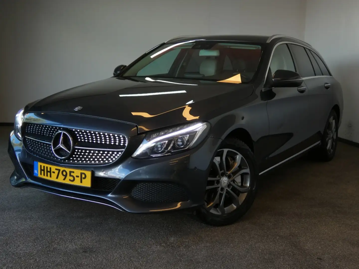Mercedes-Benz C 350 Estate e Lease Edition Gris - 1